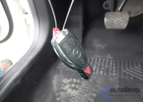 2016 Mercedes-Benz Gla 250 из США, поврежденный, VIN WDCTG4EB1GJ228243